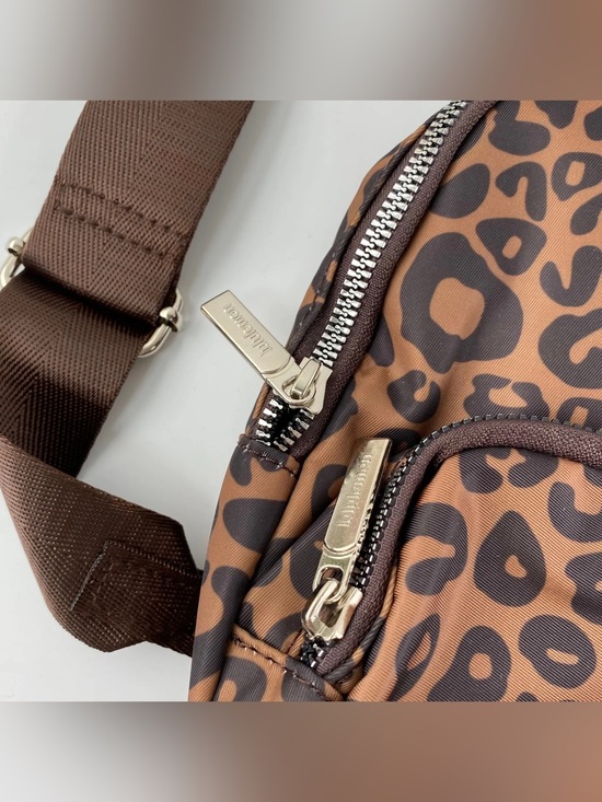 timbuk2 express mini messenger bag Eco Black Commute 2.0 BT21 Jelly Candy Treats APEX MINNOW Color:032-Ghost Minnow Designed with consumer feedback